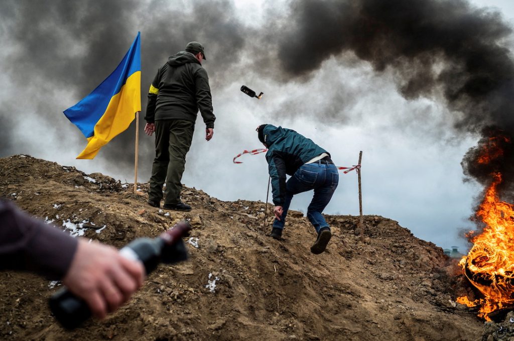 Confrontación en Ucrania tras la invasión de Rusia. Imagen de archivo de Crisis Group